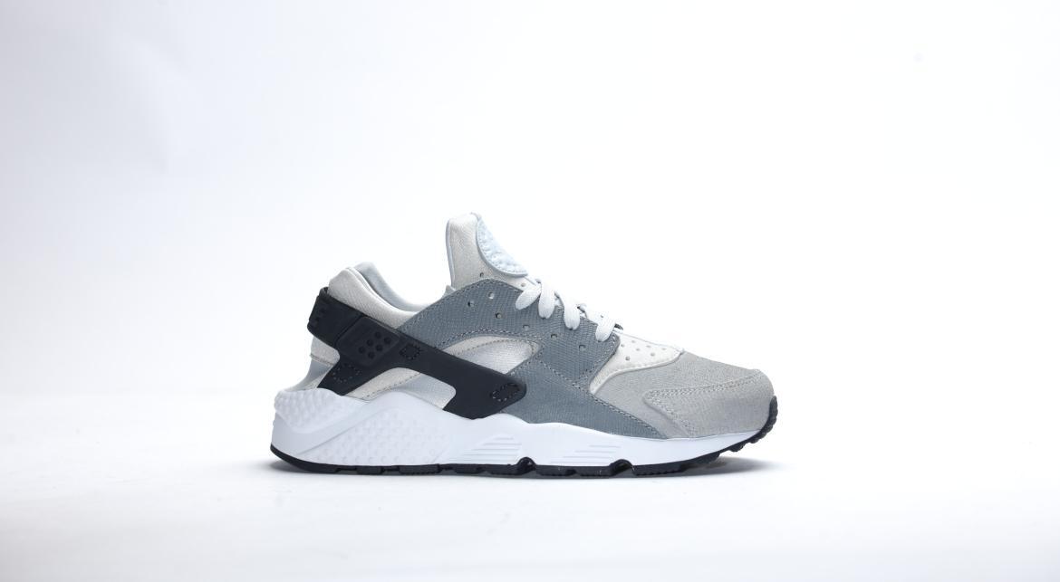 Nike Wmns Air Huarache Run 